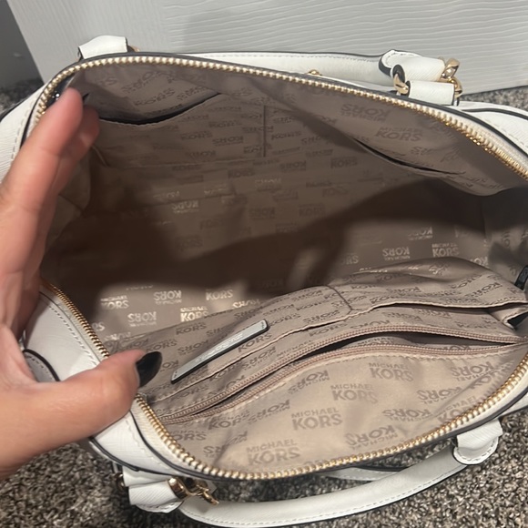 Michael kors white bag - Picture 3 of 5